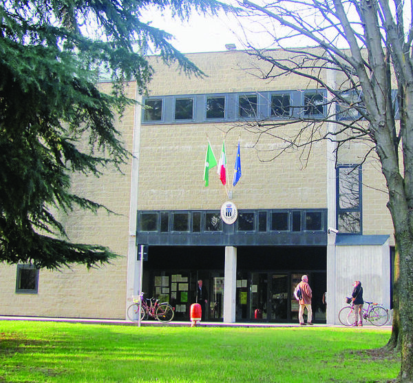 Carate, una poltrona per cinque
I candidati alla poltrona di sindaco