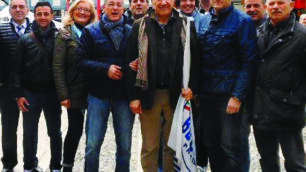 Il centrodestra unito con il candidato sindaco per le elezioni comunali di Nova, Antonio Colombo