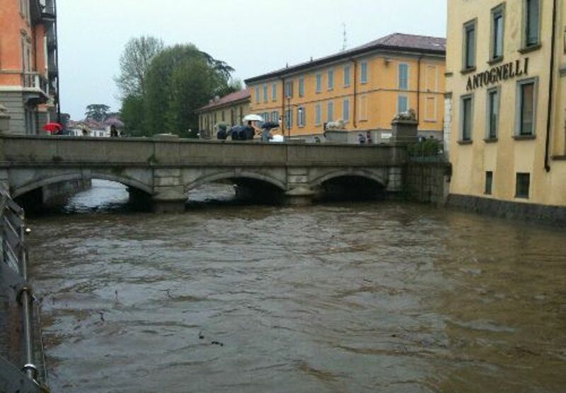 Monza, il Lambro gonfio per le piogge