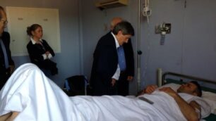 Il carabiniere Francesco Negri visitato in ospedale dal sindaco di Roma Alemanno