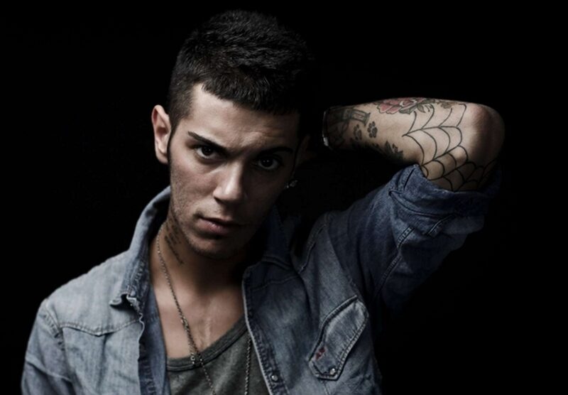 Il rapper Emis Killa (dalla pagina Facebook)