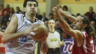 Basket, Forti a segno con ansiaMonza manda ko Monfalcone