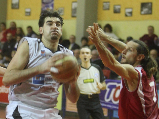 Basket, Forti a segno con ansiaMonza manda ko Monfalcone