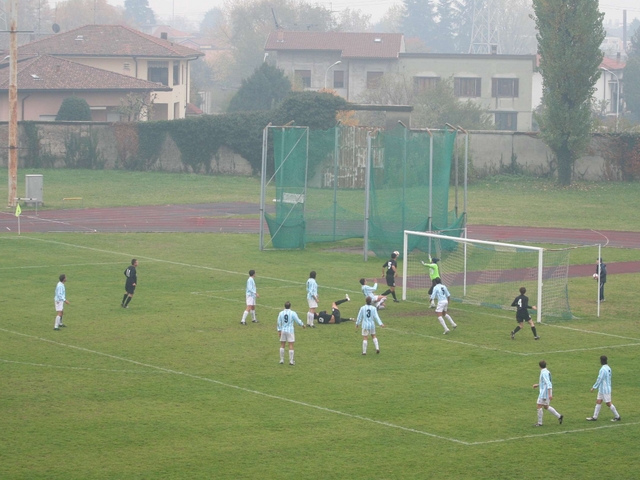 Calcio Eccellenza: il Seregnotenta la prima fuga, ora è a +5