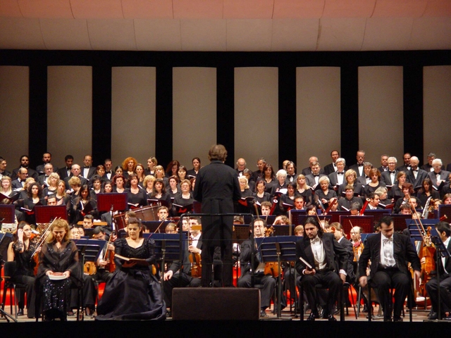 “Note di solidarietà”, concerti docAbbonamenti in prevendita