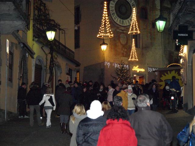Sabato a Clusone la notte biancaConcerti, spettacoli e degustazioni