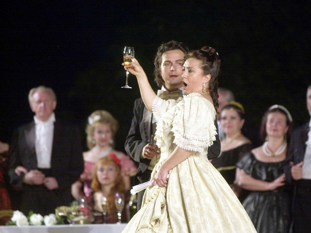 Torna la lirica a Seregnocon La traviata di Verdi