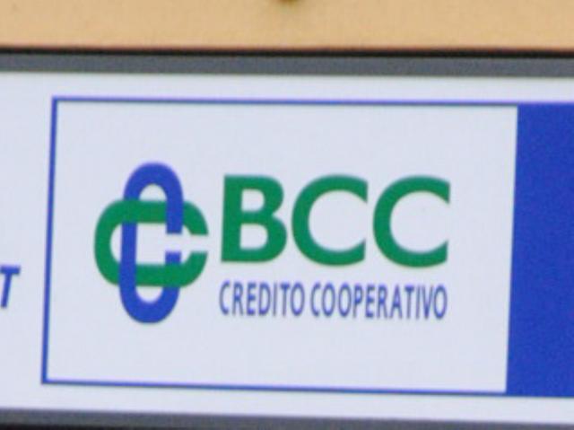 Babbo Natale alla Bcc della Bergamasca3200 doni per i bambini dai 4 agli 8 anni