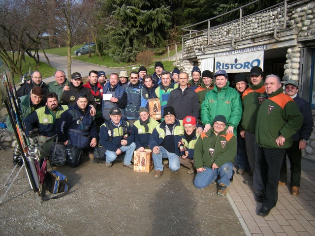 Pesca al Parco lago nordVincono Brambilla e Bettari