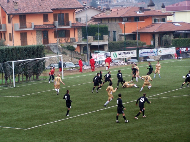 Calcio: solo pari a Villa d’Alméma il Seregno allunga ancora