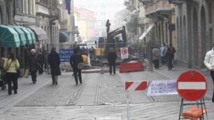 Cantieri infiniti in centro storicoMonza, disagi per il nuovo rosone