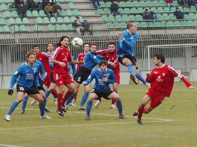 Il Monza ferma la capolistaCon il Novara finisce in parità
