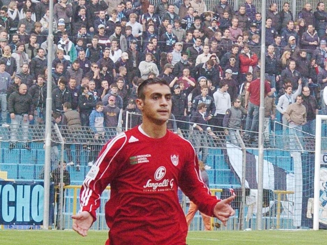 Calcio, a Viareggio finisce in paritàMonza: ”Ci manca la cattiveria”