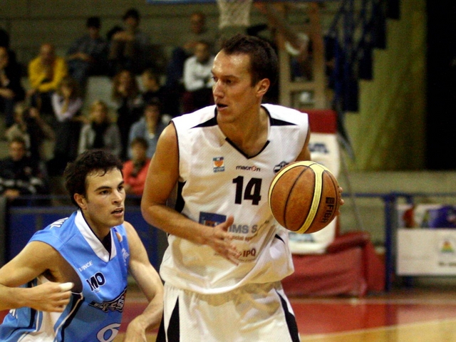 Basket, Forti perfetta con la ZepaMonza ritorna bella con Marostica