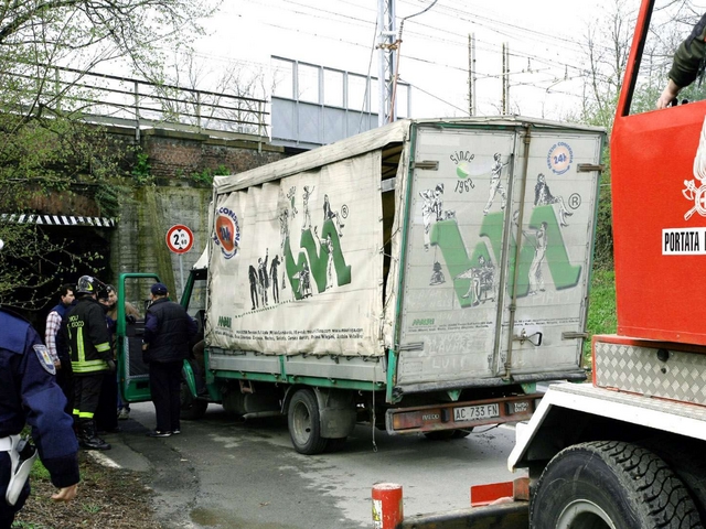 Meda, furto con incidenteBloccata la Milano-Asso