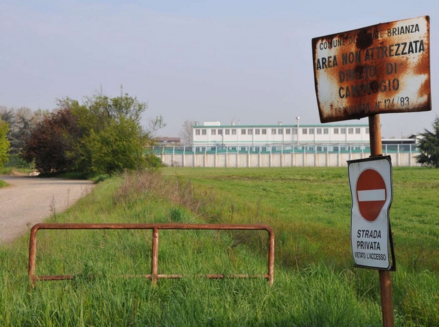 Sgombero di nomadi ad AgrateOccupavano terreno di un privato