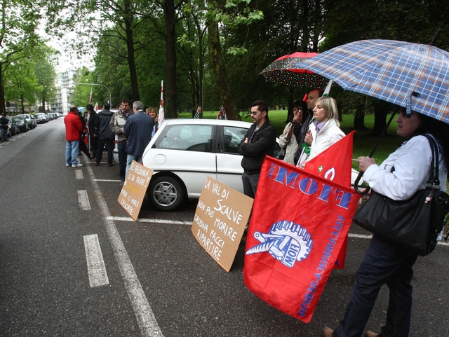 Valbona chiude, protesta operaiNuova bufera sul gruppo Cassina