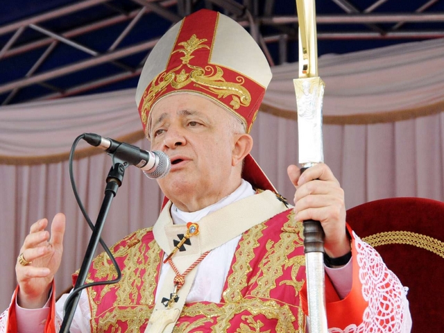 Besana, in 5mila per la messadel cardinale in piazza Umberto