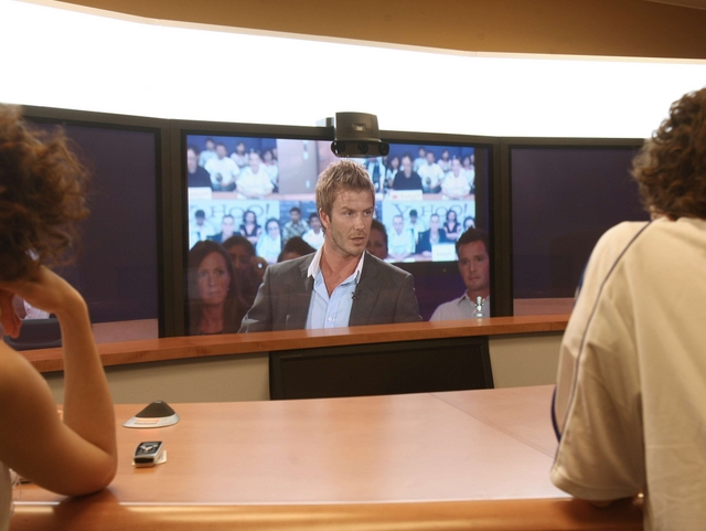 Vimercate, Beckham in videochatDai Mondiali al Lego a casa Cisco