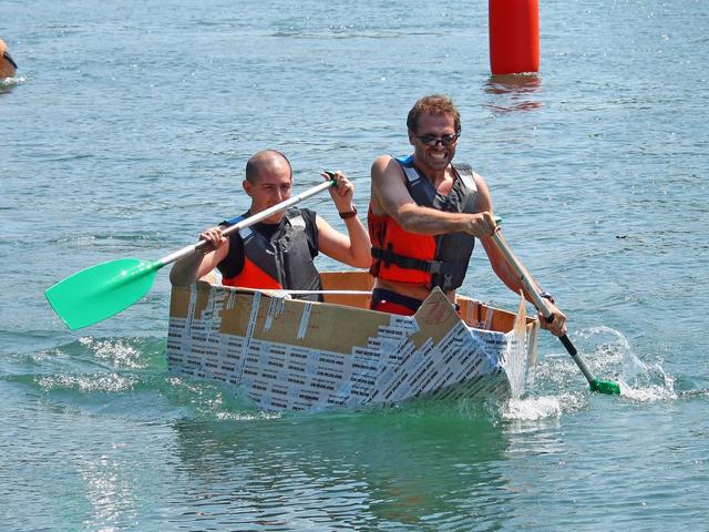 Sul fiume Addala Soap Kayak Race