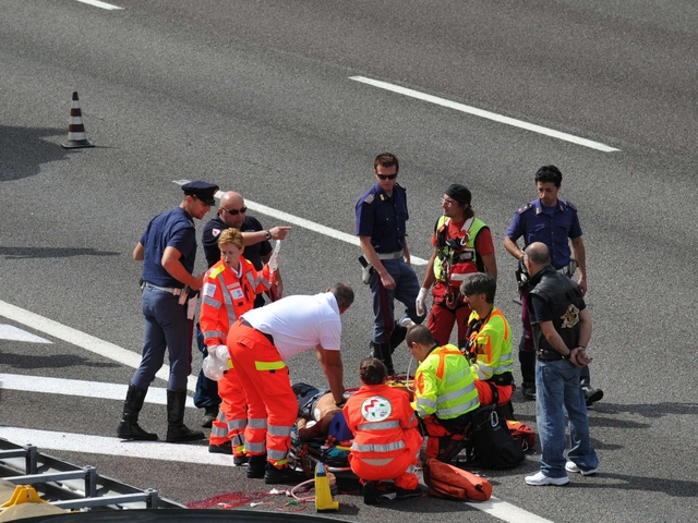 Scontro tra auto e moto sull’A4Muore motociclista a Cavenago