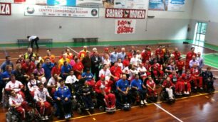 Arcore, wheelchair hockey in festaGli Sharks tengono testa a Varese