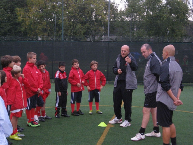 Vedano e Arsenal Soccer SchoolGs, la scuola calcio parla inglese