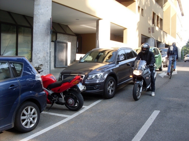 Monza, rivoluzione parcheggiIn centro 130 posti per le moto