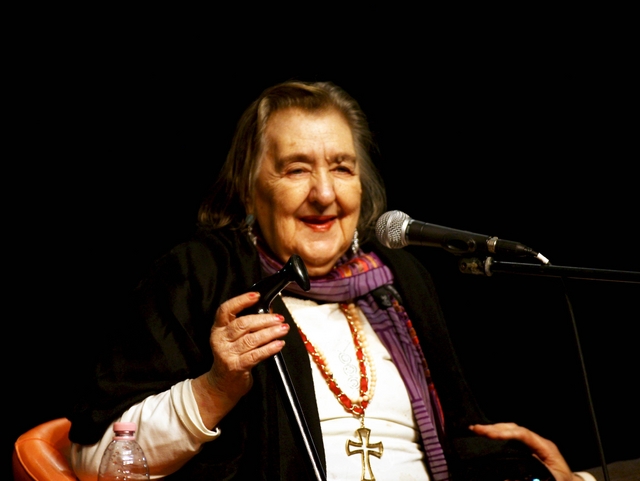 Un anno fa moriva Alda Merini:a ricordo film, letture e musica
