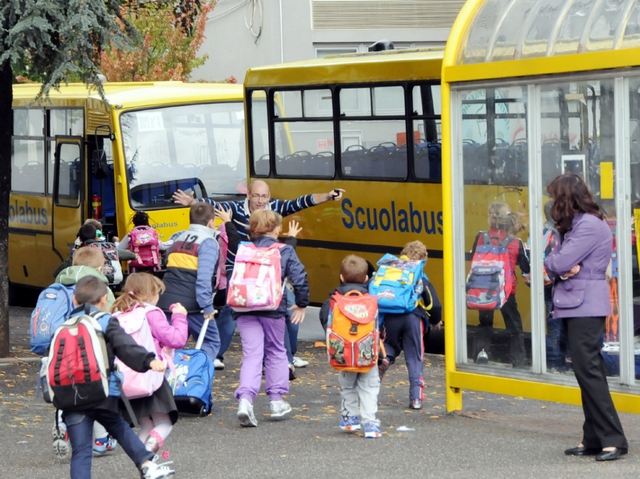 Cesano, autobus delle scuoleTorna l’addetto al controllo