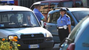 Villasanta, volantini sulle autoE chi fa pubblicità prende la multa