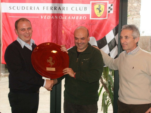 Scuderia Ferrari Club Vedano
Premio a Claudio Costantini