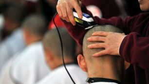 Piega etnica in LombardiaCrescono i coiffeur stranieri