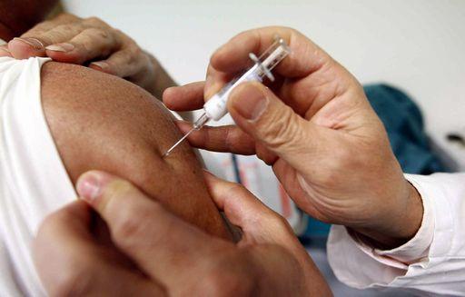 Influenza, arriva un solo vaccino