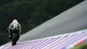 MotoGp, Rossi addio alla Yamaha«Finiscono anche le storie belle»