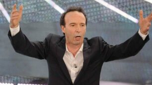 Arcore, Benigni cittadino onorarioLui lo chiede, Vorrei.org rilancia