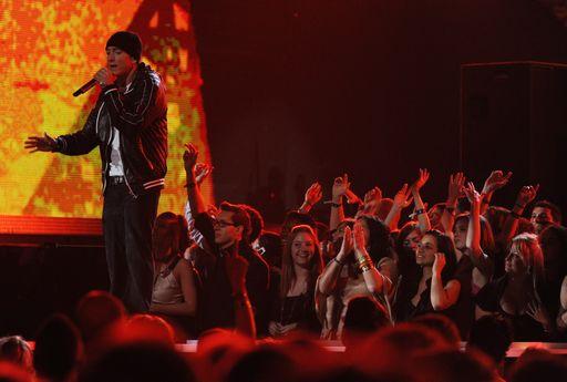 Rapper troppo volgari in oratorio«Barlassina, serata diseducativa»