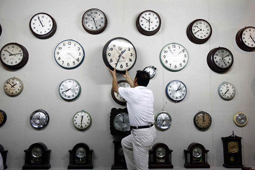 Sabato notte ritorna l’ora solareOrologi indietro di 60 minuti