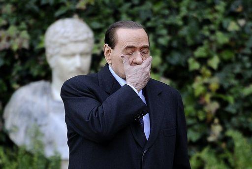 Gli imprenditori mollano BerlusconiE’ entrato nel letto, non nella storia