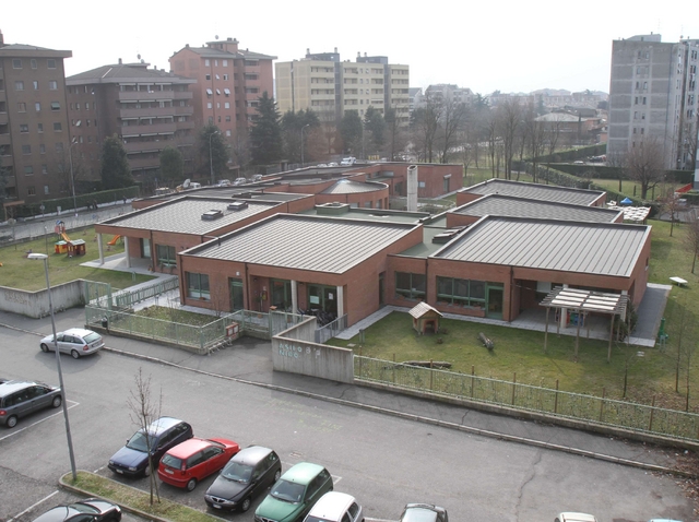 Monza, asilo invaso dalle zanzareInsetti assediano case e scuola