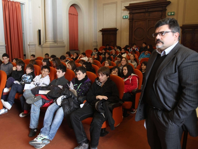 Monza, a lezione di giustizia Studenti simulano processo