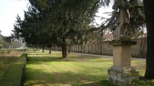 Cesano, giù il muro del Borromeo?L’idea non piace: pezzo di storia