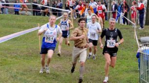 «Cross per tutti», rompere il fiatoDomenica campestre a Paderno