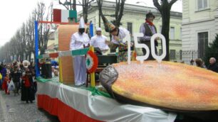 Seveso, prodotti tipici e allegria:un Carnevale nel segno dell’Unità