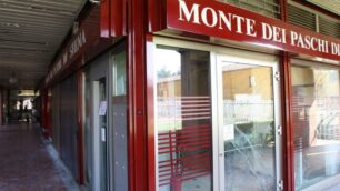 Assalto al bancomat con il gasBrugherio, colpo in via Volturno