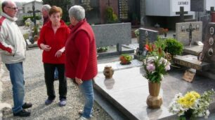 Furto sacrilego al cimiteroRazziate 70 tombe a Lentate
