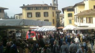 Fiera di S. GiuseppeIn 7.000 a Gandino