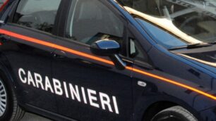 Cesano, aggredisce donna in auto:mani al collo, fermato dai passanti