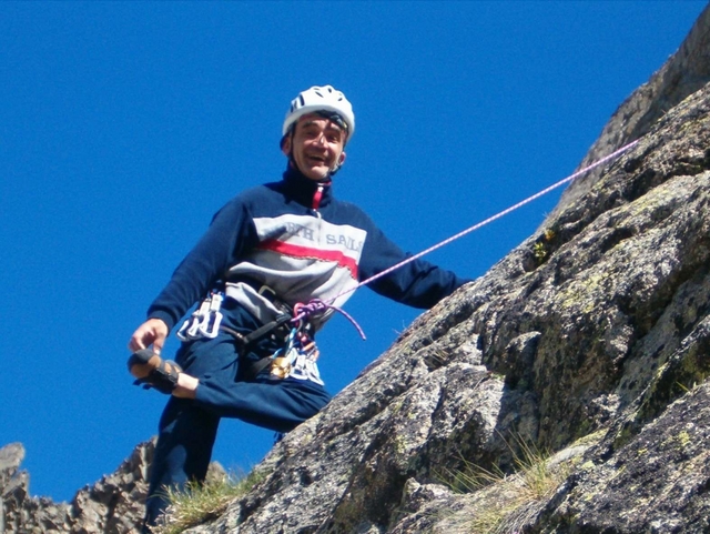 Bernareggio, esperto alpinista muore cadendo da una parete