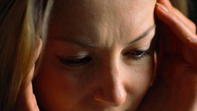 Mal di testa, emicrania, cefalea: disturbo al femminile